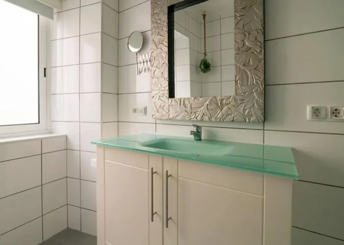 Casa Amarela Al 3030 * Horta