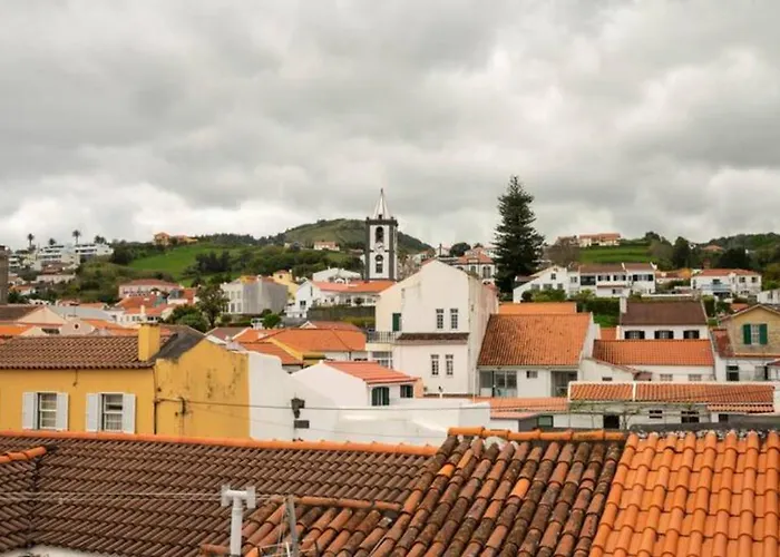 Casa Amarela Al 3030 * Horta