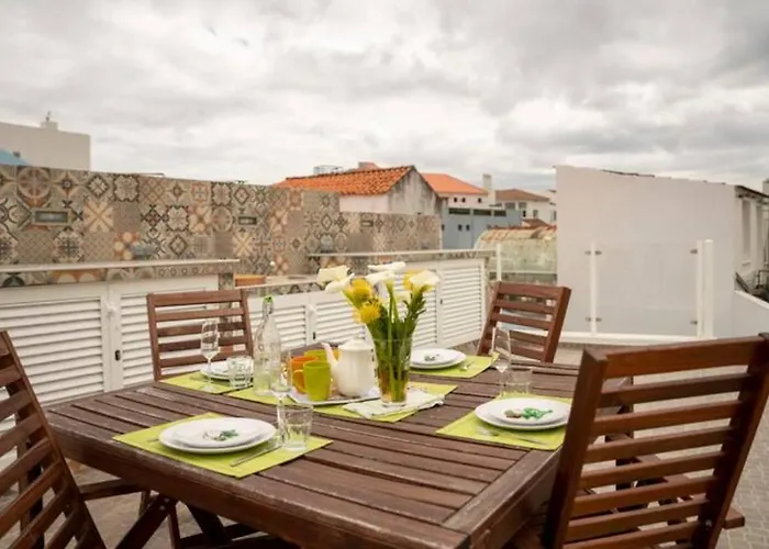 Nyaraló Casa Amarela Al 3030 Horta