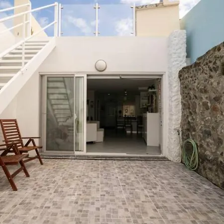 Casa Amarela Al 3030 Holiday home *