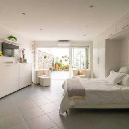 Casa Amarela Al 3030 Horta (Azores)